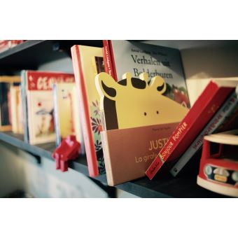 Justine, la girafe géante d'Afrique