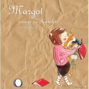 Margot range sa chambre - 1
