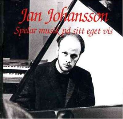 Spelar musik pa sitt eget vis