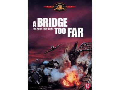 BRIDGE TOO FAR-A UN PONT TROP LOIN-BILINGUE