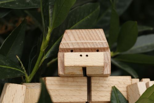 Cube en bois articulé Kikkerland Singe