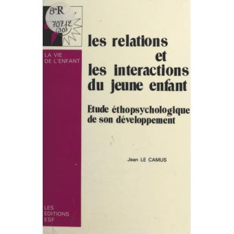 Le livre et le jeune enfant