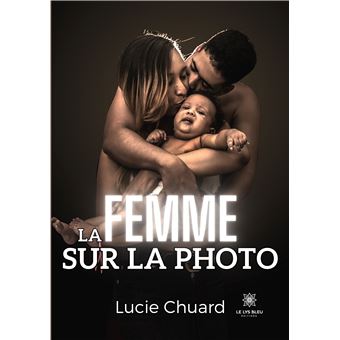 La femme sur la photo