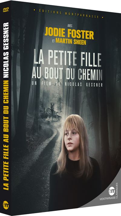 Petite fille au bout du chemin