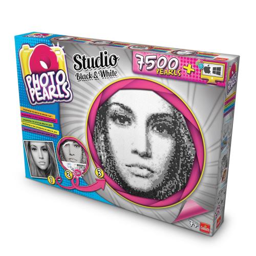 Photo Pearls Studio Black & White Goliath