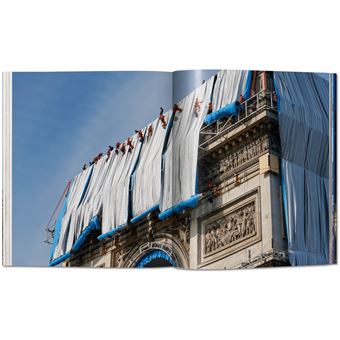 Christo and Jeanne-Claude. L’Arc de Triomphe, Wrapped