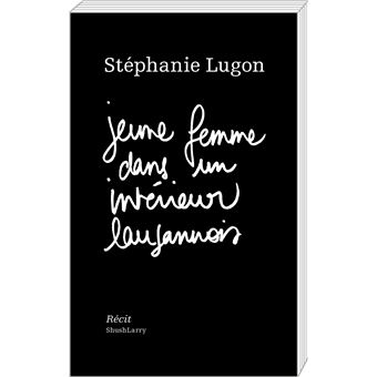 Jeune femme dans un intérieur lausannois