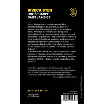 Une écharpe dans la neige