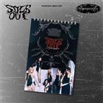 Fe3O4: STICK OUT (Pyromancy ver.)  + Libro de fotos + Tarjeta postal + Pegatina + Tarjeta fotográfica