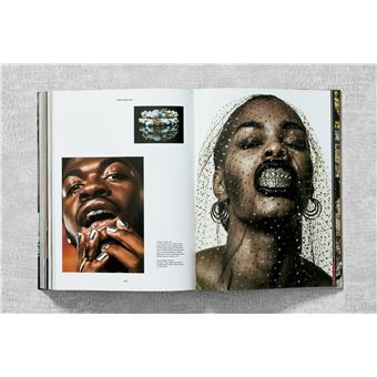 Ice Cold. A Hip-Hop Jewelry History