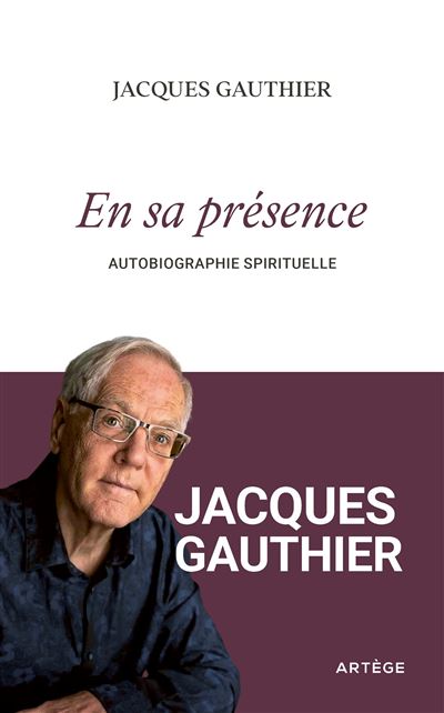 En sa présence