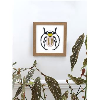 Papier découpé en relief