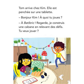 Kim et Tom jouent sur tablette