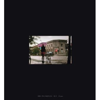 Tôt un dimanche matin, journal de Montréal