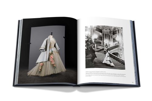 洋書 CHRISTIAN DIOR ET LE SUD FWRD Renew Dior Book Tote Bag in Black | FWRD