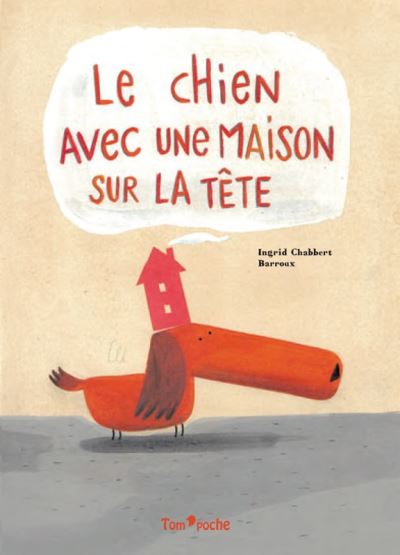 Le chien avec une maison sur la tete
