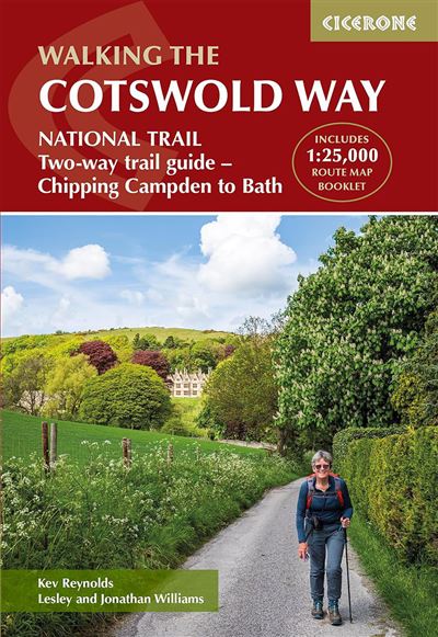 Walking the Cotswold Way -  Collectif - broché