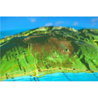 Carte en relief de La Réunion