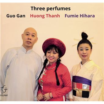 Guo  Gan, Huong Thanh, Fumie Hihara - 1