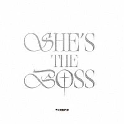SHE'S THE BOSS (TYPE-A)