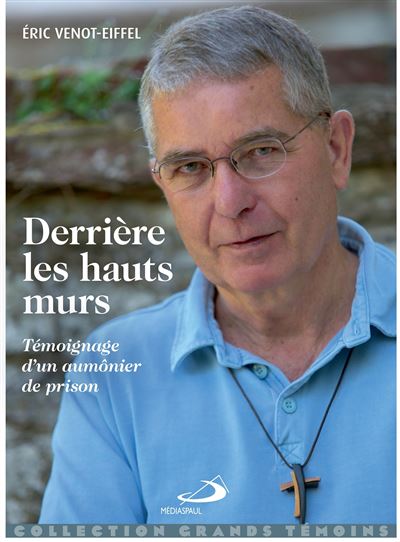 Derrière les hauts murs