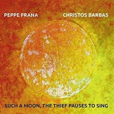 Such a moon the thief pauses to sing