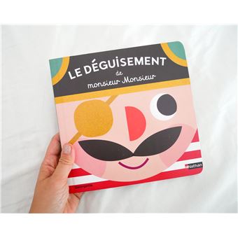 Le déguisement de monsieur Monsieur