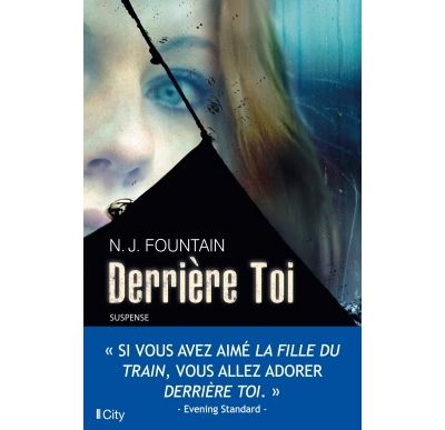 Derrière toi...