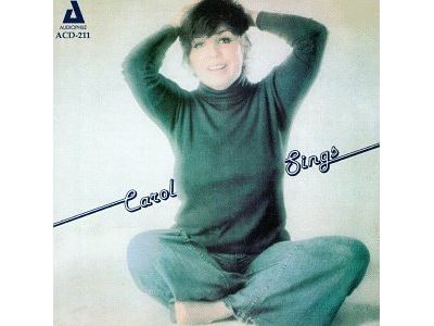 Carol sings