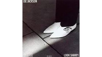 Look sharp !