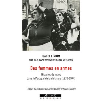 Des femmes en armes