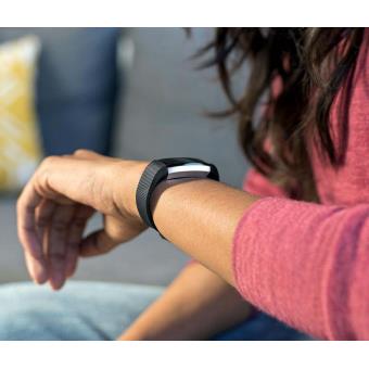 Fitbit Inspire 3 : un bracelet d'activité qui n'a rien à envier