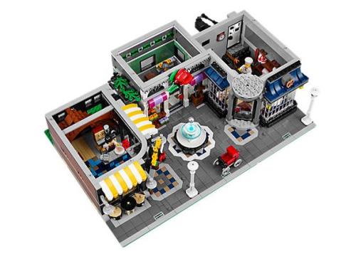 Lego 10255 prix clearance