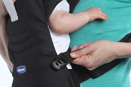 Porte-bébé ergonomique Easyfit Black Night CHICCO moins cher
