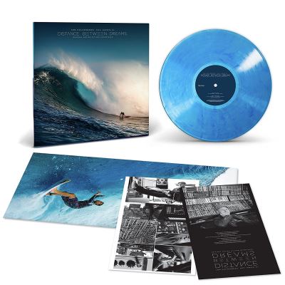 Distance Between Dreams Vinyle bleu