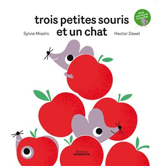 Trois petites souris et un chat