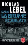 Dans la brume écarlate