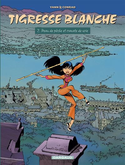 Tigresse Blanche - Cycle 1 - Peau de pêche et cravate de soie