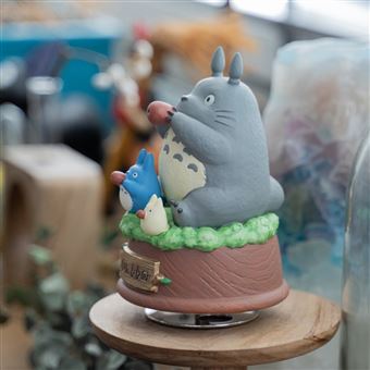 Statue musicale Mon voisin Totoro Ghibli Totoro joue de l'ocarina