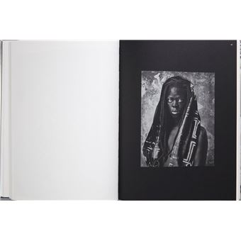Somnyama Ngonyama, salut à toi, lionne noire!