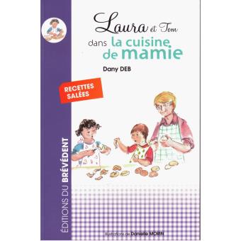 Laura et Tom dans la cuisine de mamie