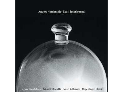 Light imprisoned