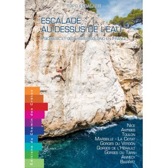 Escalade au-dessus de l'eau