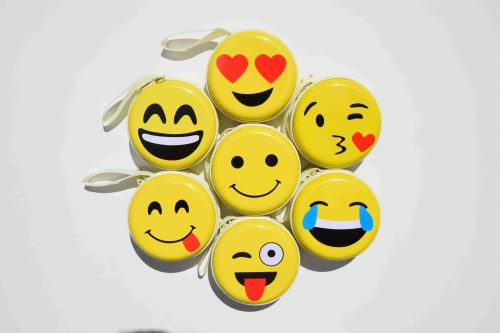 Porte-clés Emoji Go Travel Modèle aléatoire