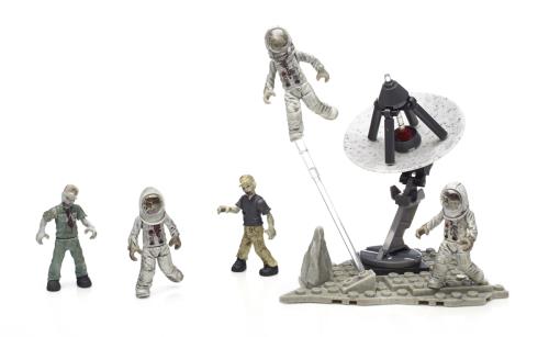 MATTEL ZOMBIES BASE LUNAIRE COD