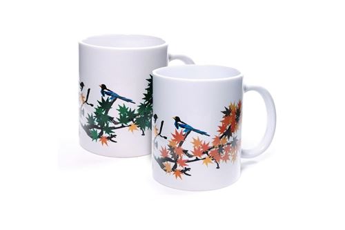 MAPLE LEAVES MORPH MUG