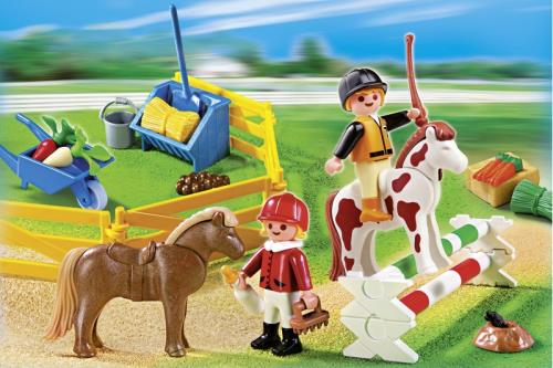 Soldes Playmobil Cavaliers avec poneys et cheval (6947) 2024 au meilleur  prix sur