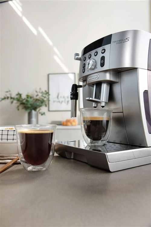 Machine à Café Automatique De'Longhi Magnifica S - Broyeur Grain - Mousseur à Lait - Compacte - Argent/noir
