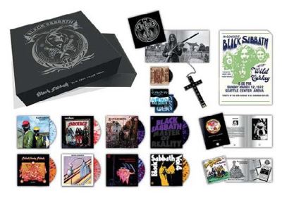 Ten Year War Coffret Inclus une clé USB, un poster et un livre