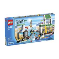 Soldes LEGO City - Le camion de marchandises (60020) 2024 au meilleur prix  sur